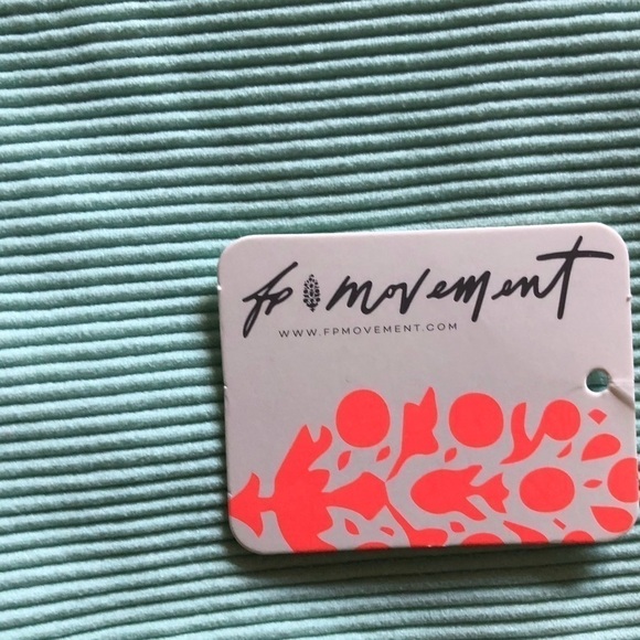 Free People Movement Turquoise Mint Bike Shorts Size Medium - Picture 8 of 8